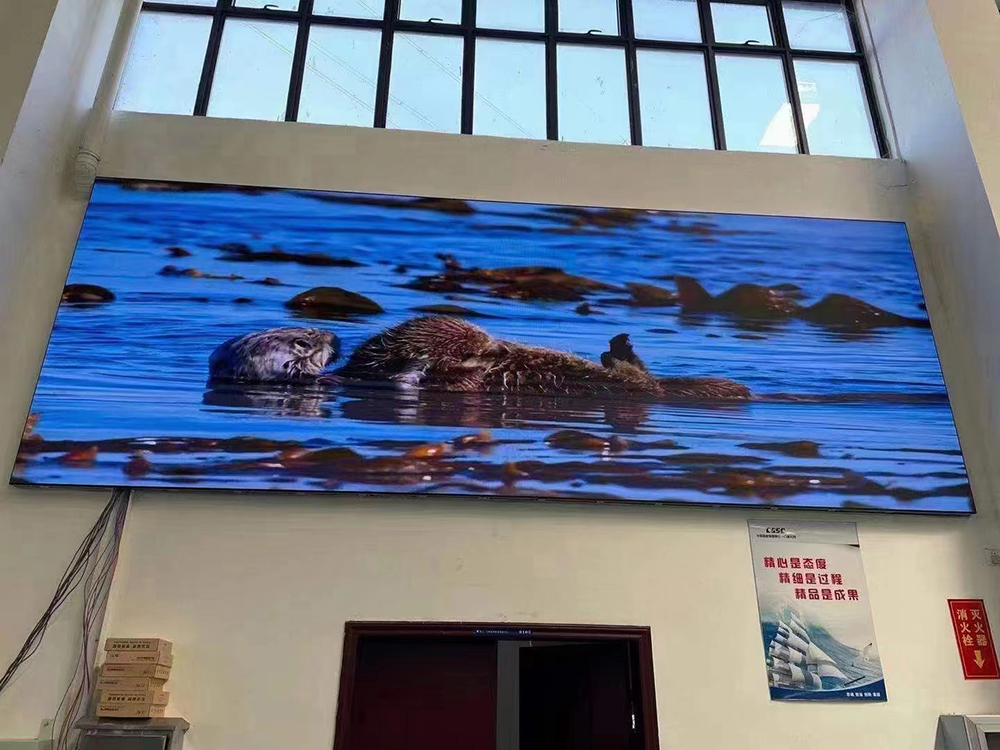 P2.0 indoor fixed LED display