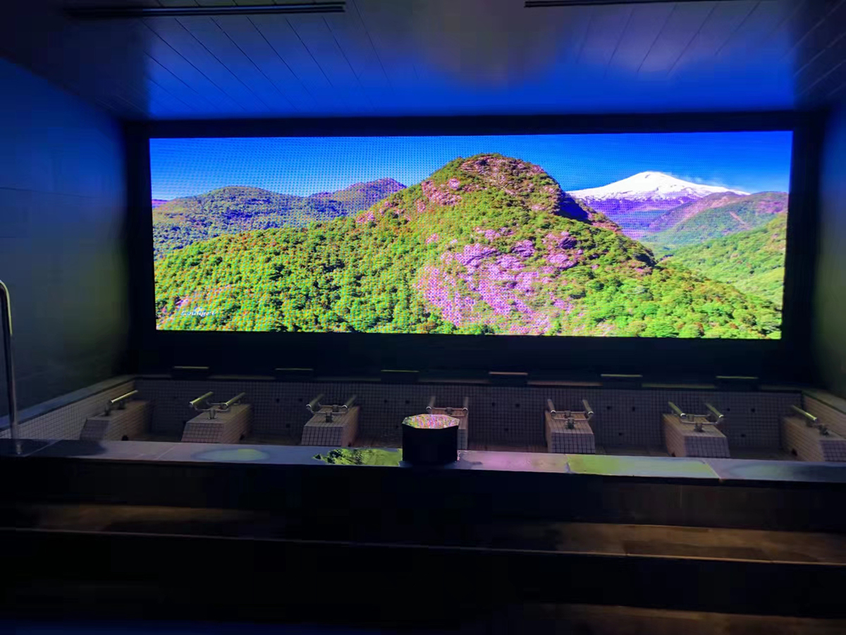P4 outdoor led display front service cabinet in Hot Spring Hall